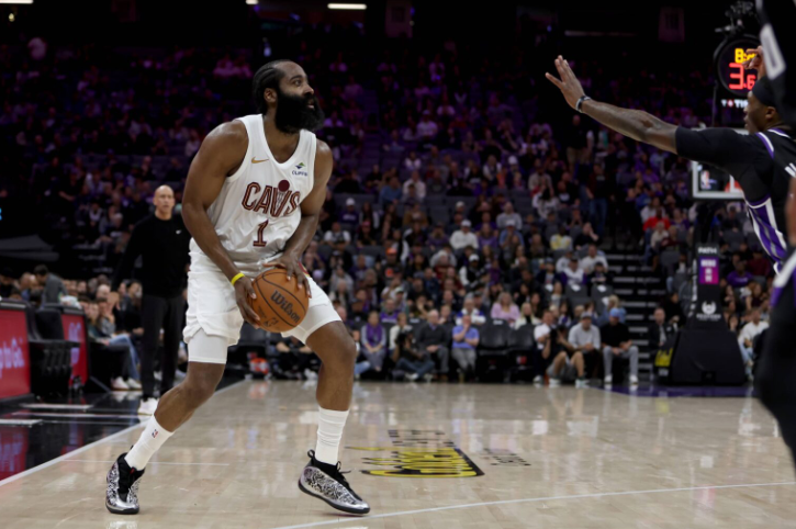 NBA直播快讯:哈登解释为何快船最终决定将他交易至骑士队